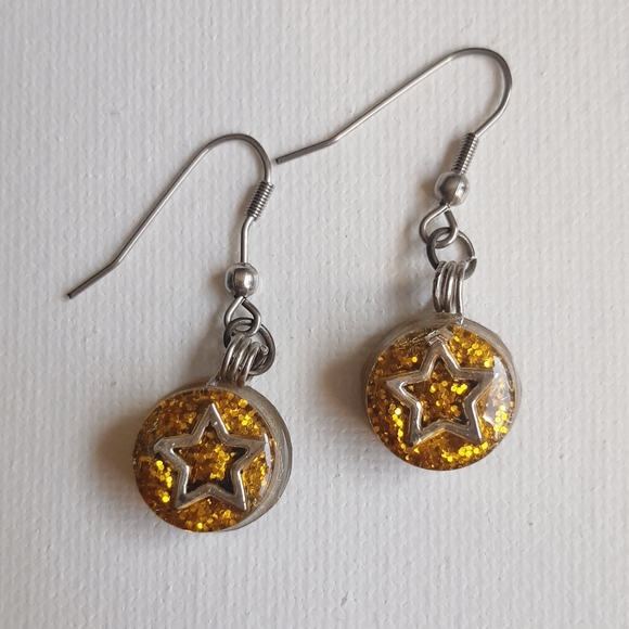 Earrings - Stars - Picture 2 of 3